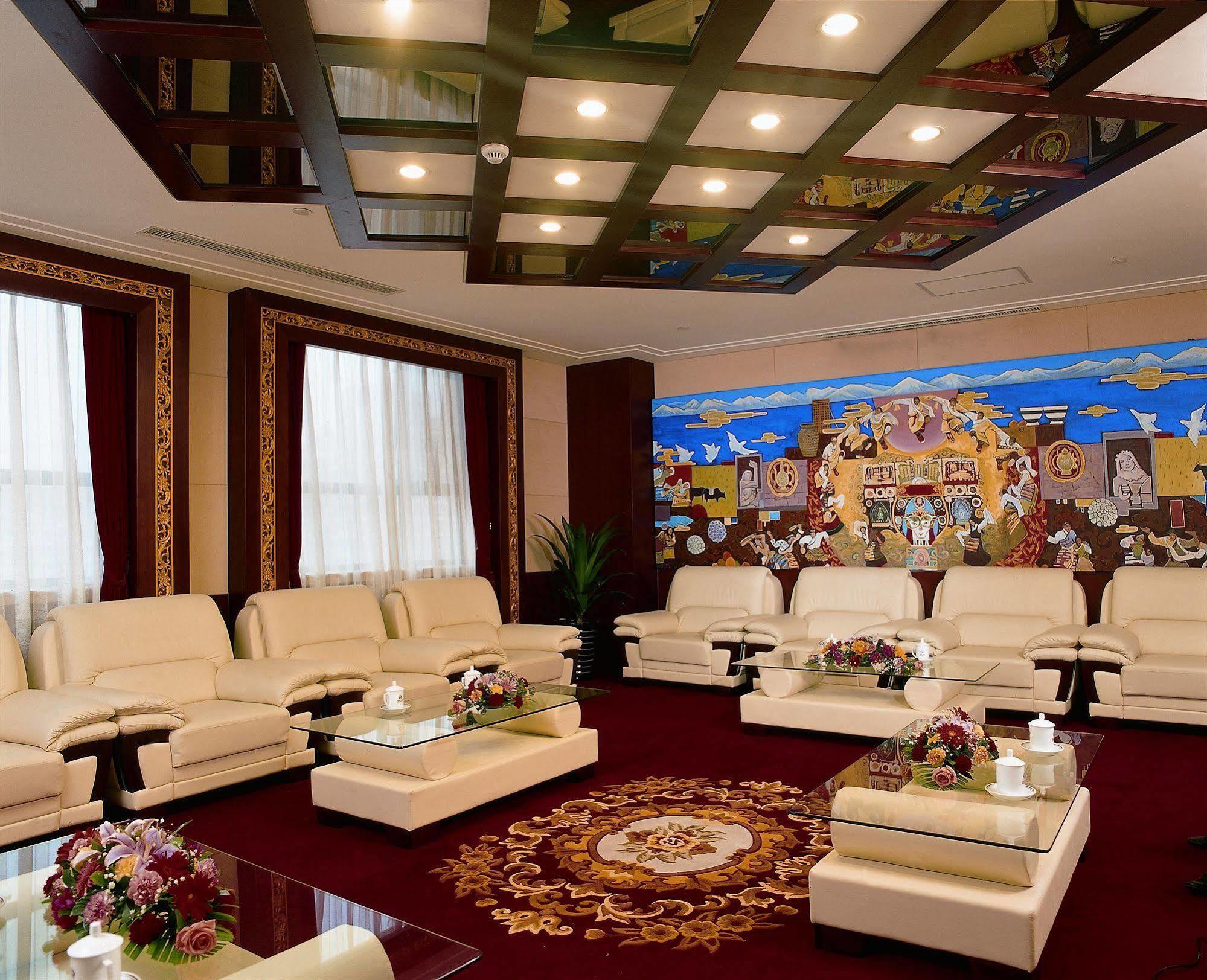 Beijing Tibet Hotel Bagian luar foto