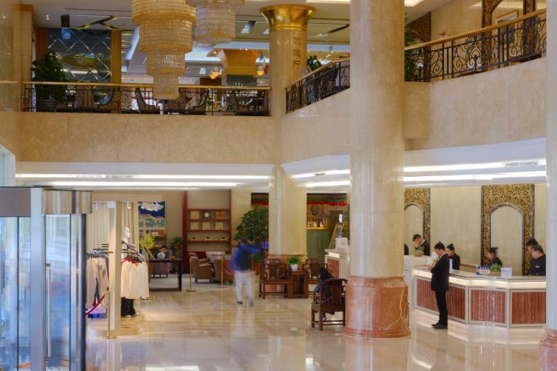 Beijing Tibet Hotel Bagian luar foto